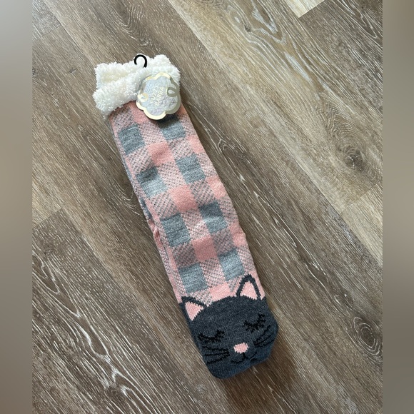 Fuzzy Socks - Picture 3 of 4